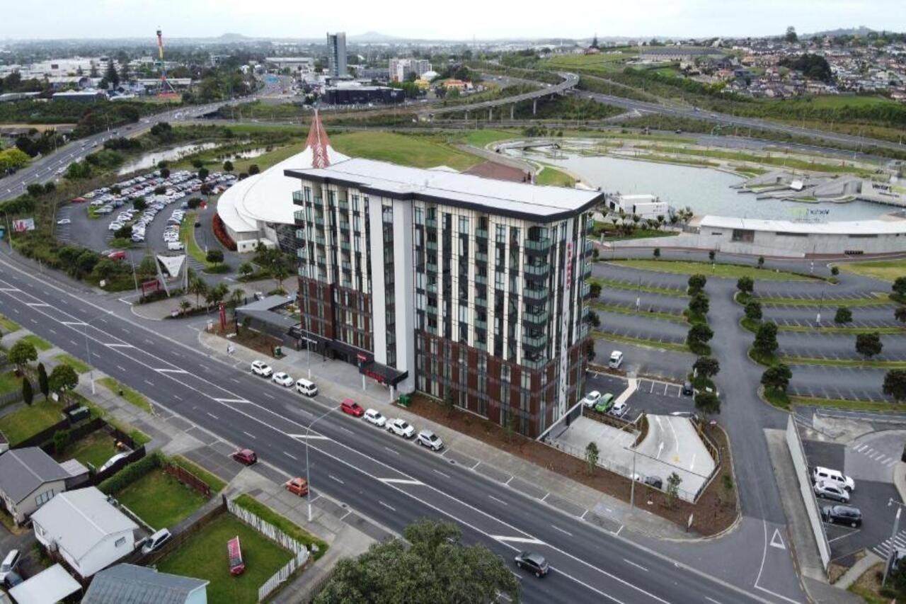 Ramada Suites By Wyndham Auckland Manukau Pacfic Centre Exteriör bild