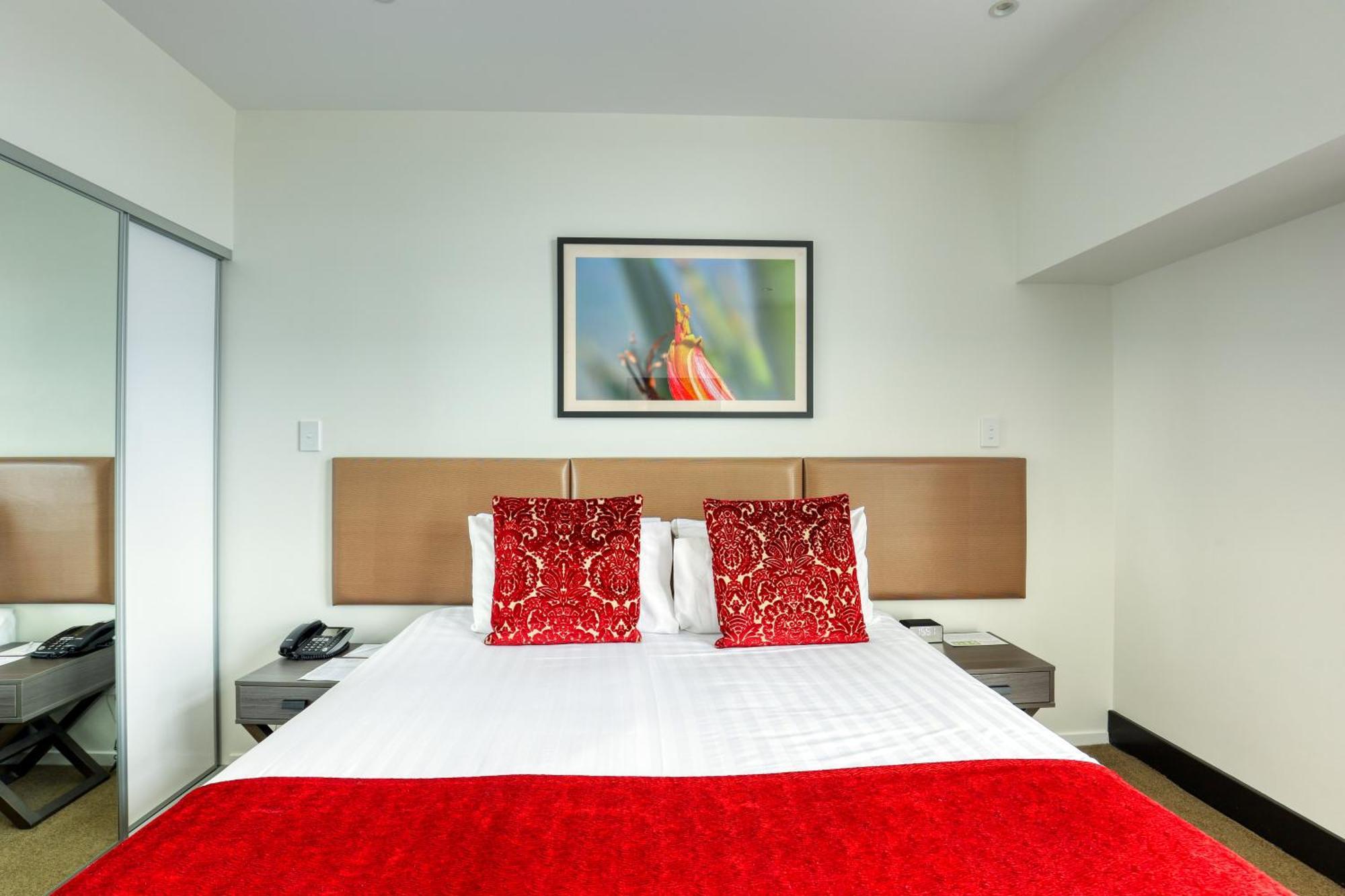 Ramada Suites By Wyndham Auckland Manukau Pacfic Centre Exteriör bild