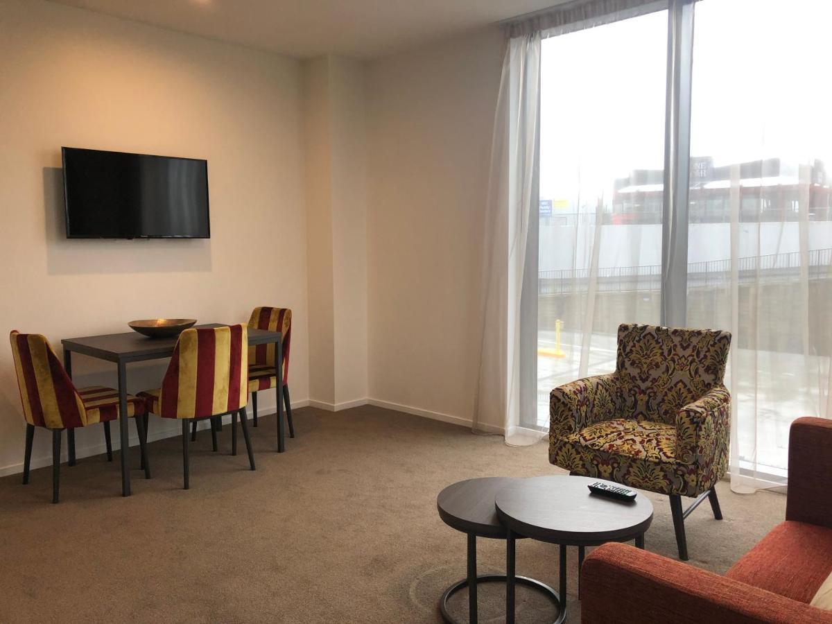 Ramada Suites By Wyndham Auckland Manukau Pacfic Centre Exteriör bild